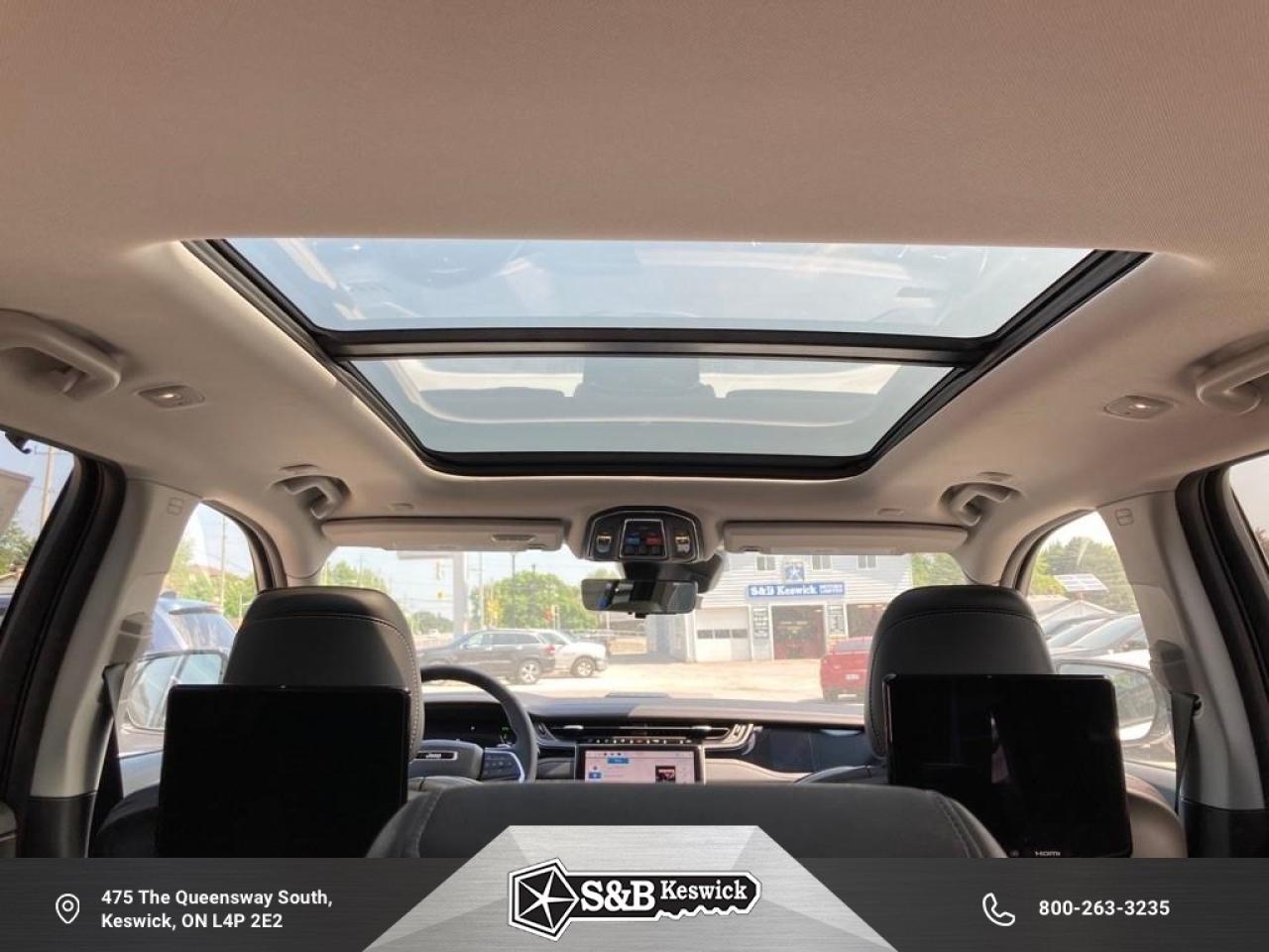 2023 Jeep Grand Cherokee 4xe Base 4dr 4x4 Photo