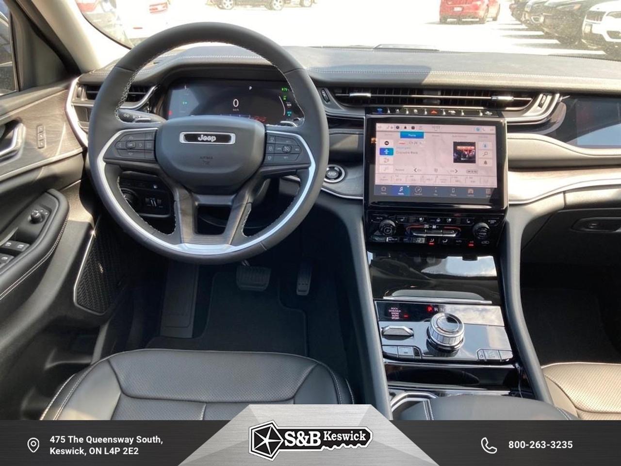 2023 Jeep Grand Cherokee 4xe Base 4dr 4x4 Photo