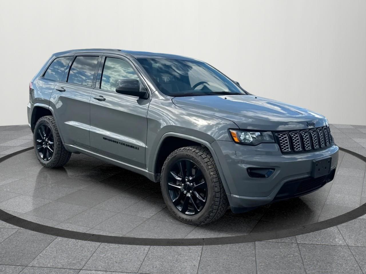 2022 Jeep Grand Cherokee WK Laredo 4dr 4x4 Photo