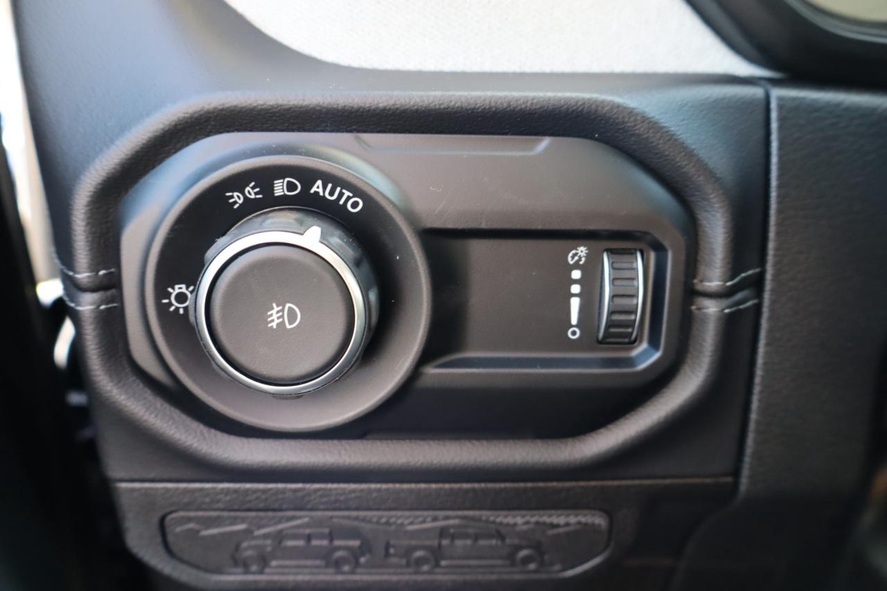 2024 Jeep Wrangler SAHARA 4DR 4X4 Photo