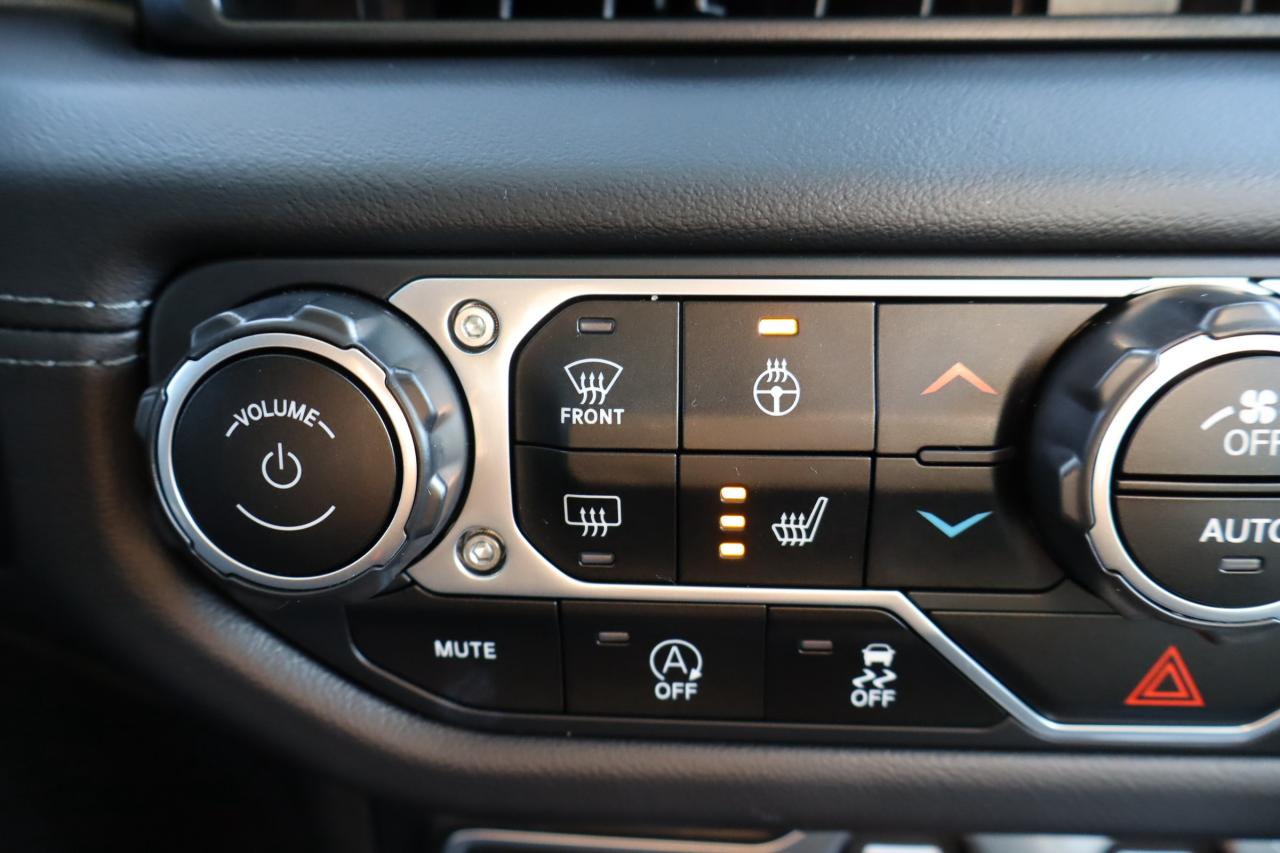 2024 Jeep Wrangler SAHARA 4DR 4X4 Photo