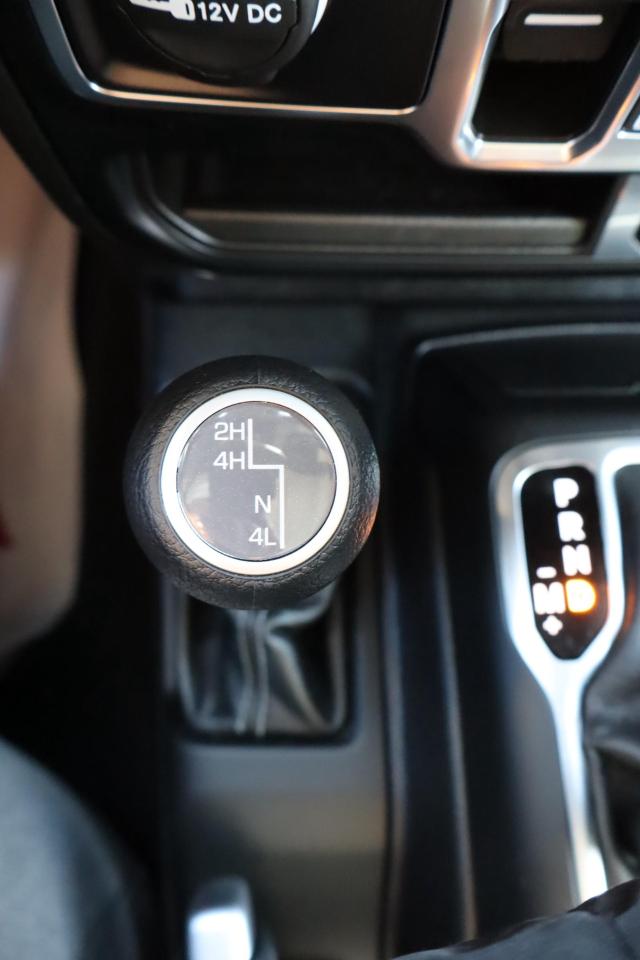 2024 Jeep Wrangler SAHARA 4DR 4X4 Photo