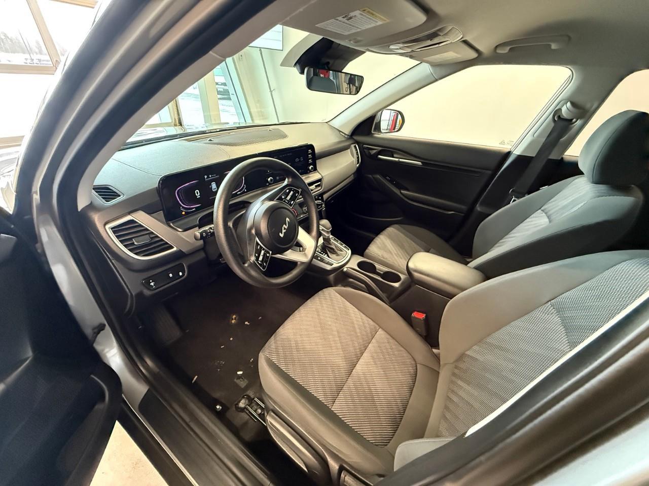 2024 Kia Seltos LX 4dr All-Wheel Drive Photo