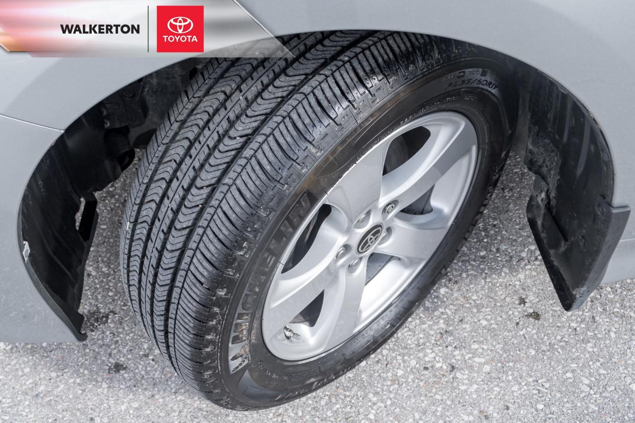 2020 Toyota Sienna LE 8-Passenger 4dr Front-Wheel Drive Passenger Van Photo