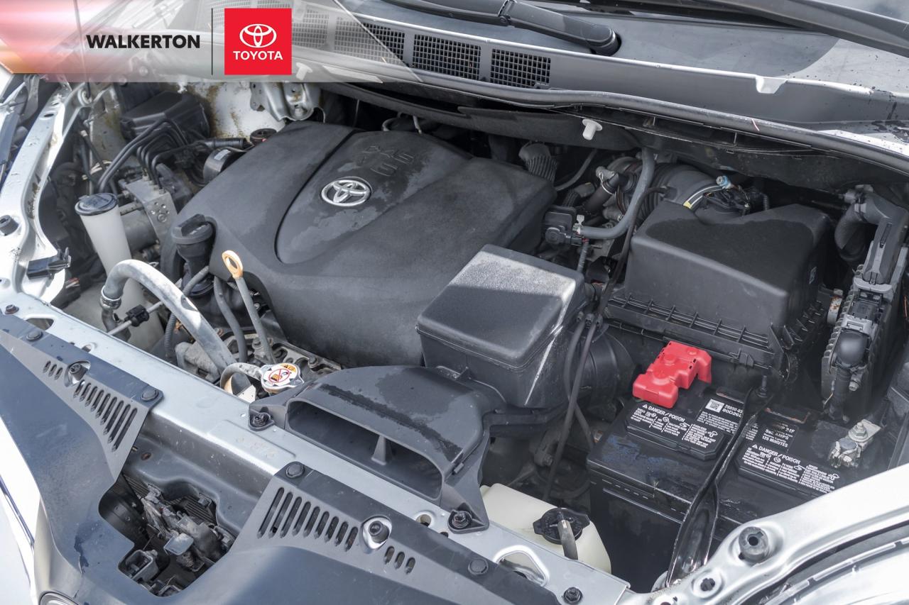 2020 Toyota Sienna LE 8-Passenger 4dr Front-Wheel Drive Passenger Van Photo