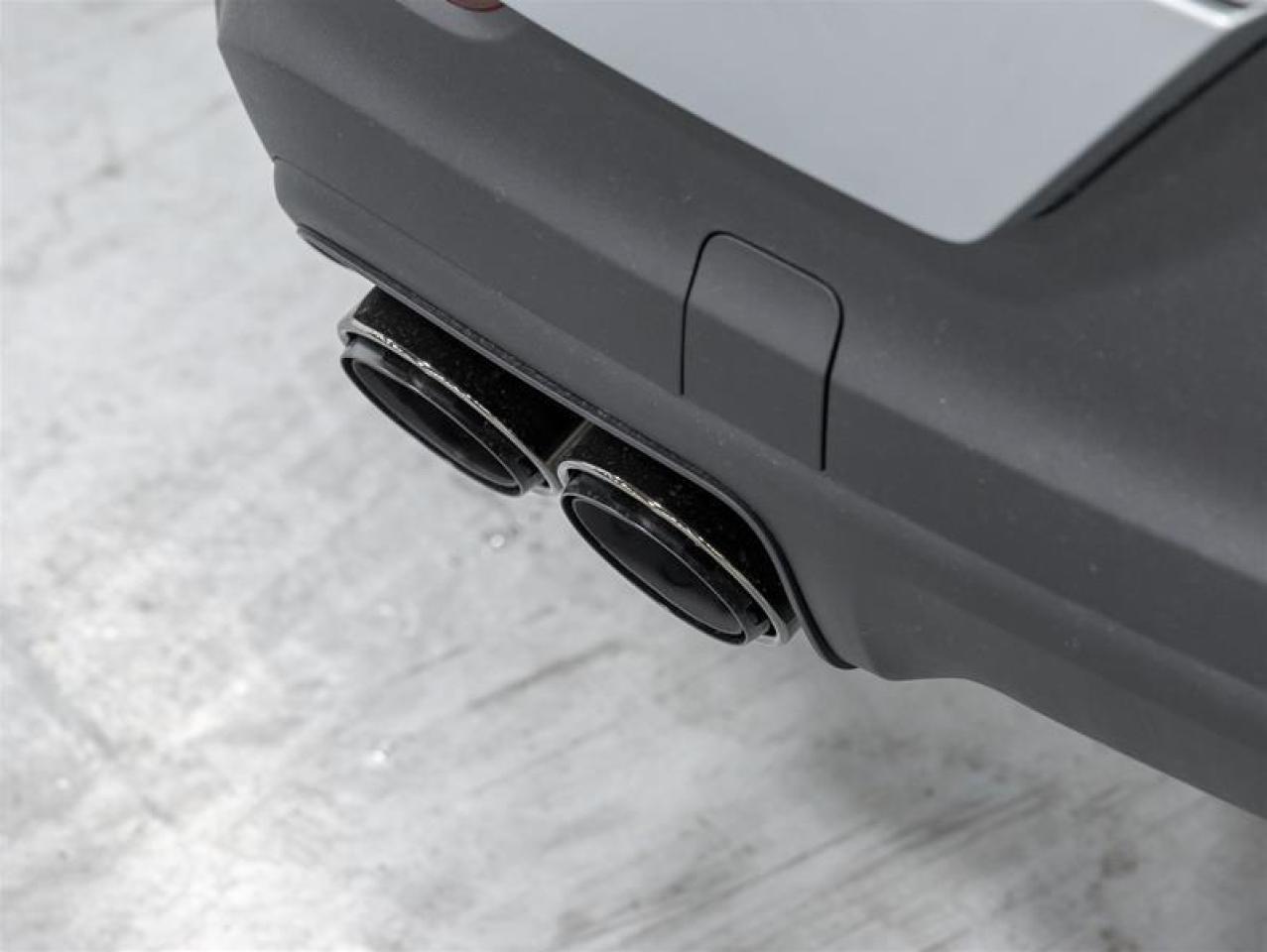 2025 Porsche Cayenne  Photo