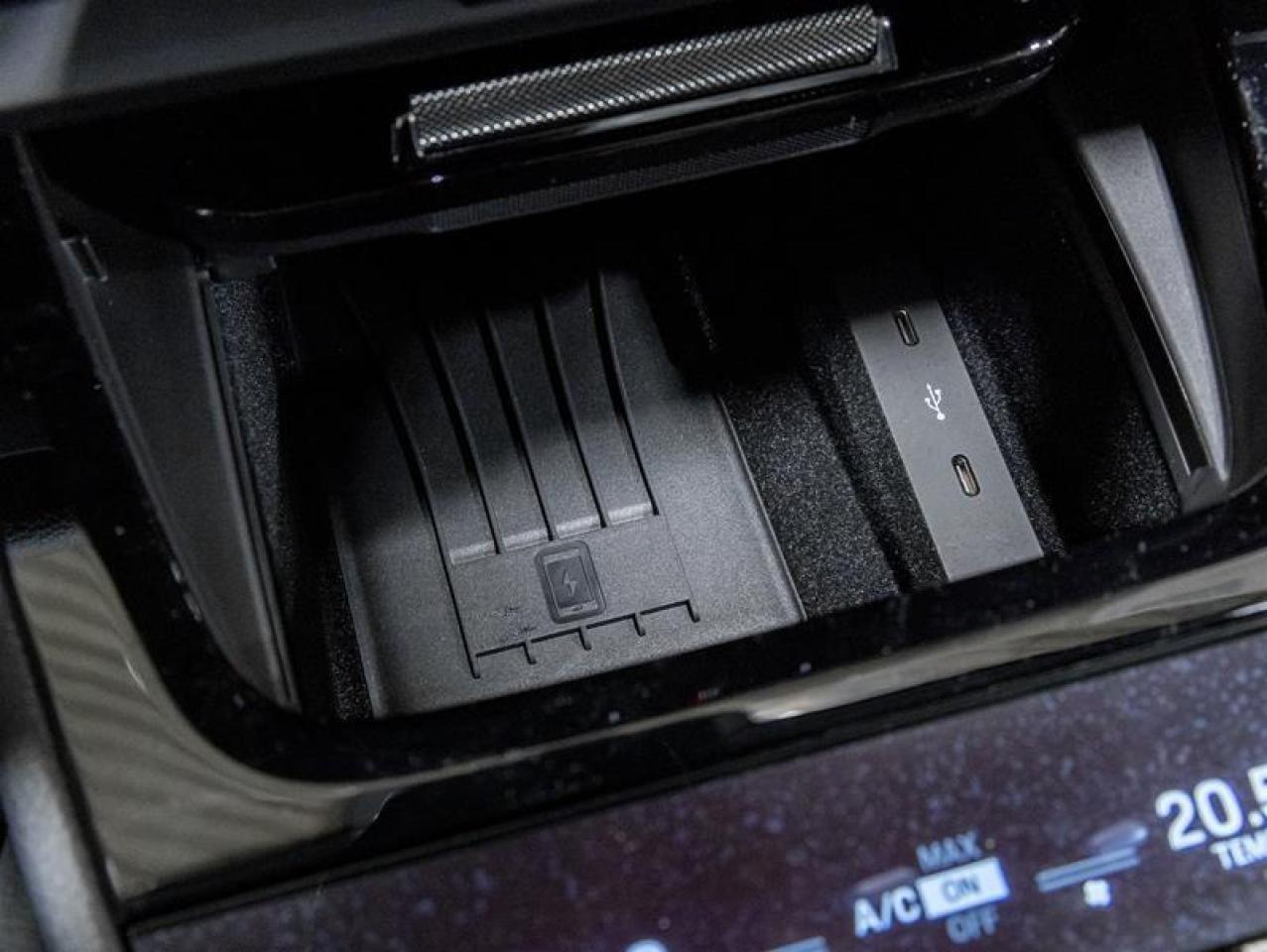 2025 Porsche Cayenne  Photo