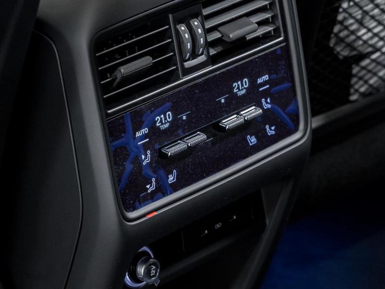 2025 Porsche Cayenne  Photo