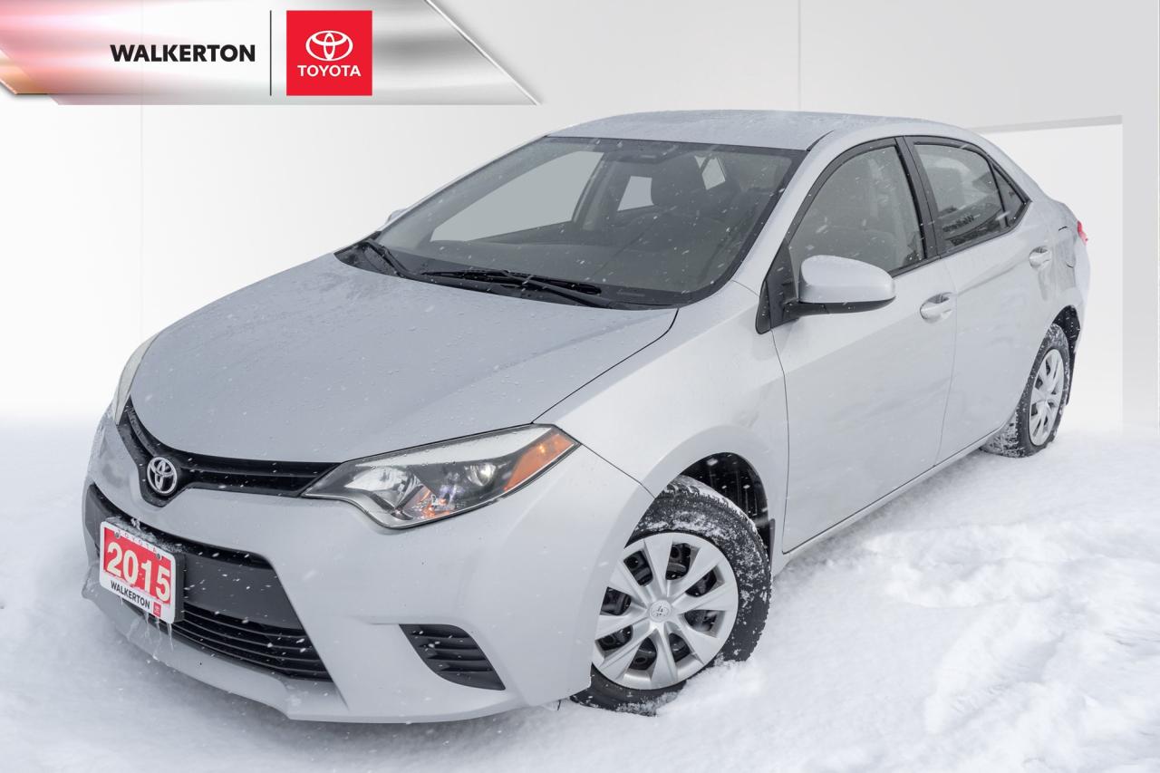 2015 Toyota Corolla CE (M6) 4dr Sedan Photo0