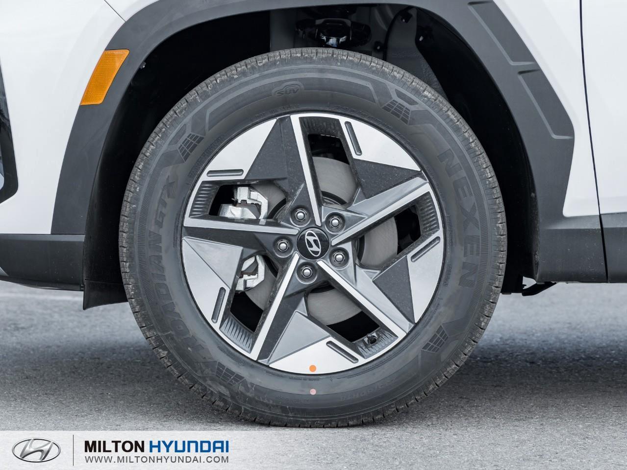 2026 Hyundai Tucson Preferred w/Trend Package 4dr All-Wheel Drive Photo3