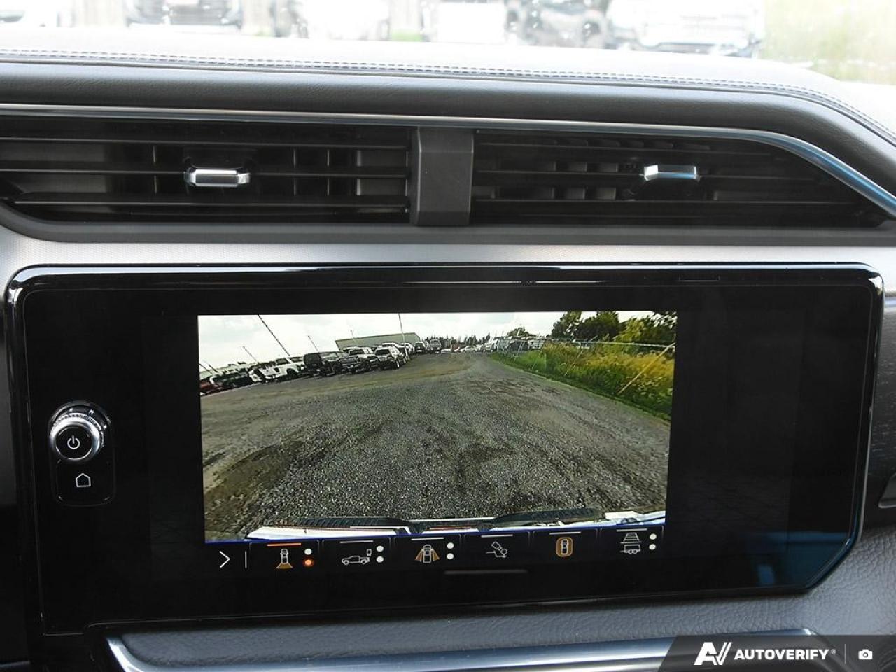 2026 GMC Sierra 1500 Crew Cab Short Box 4-Wheel Drive Denali Photo