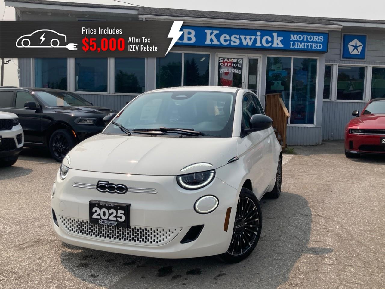 2025 Fiat 500E Base 2dr Hatchback Photo0