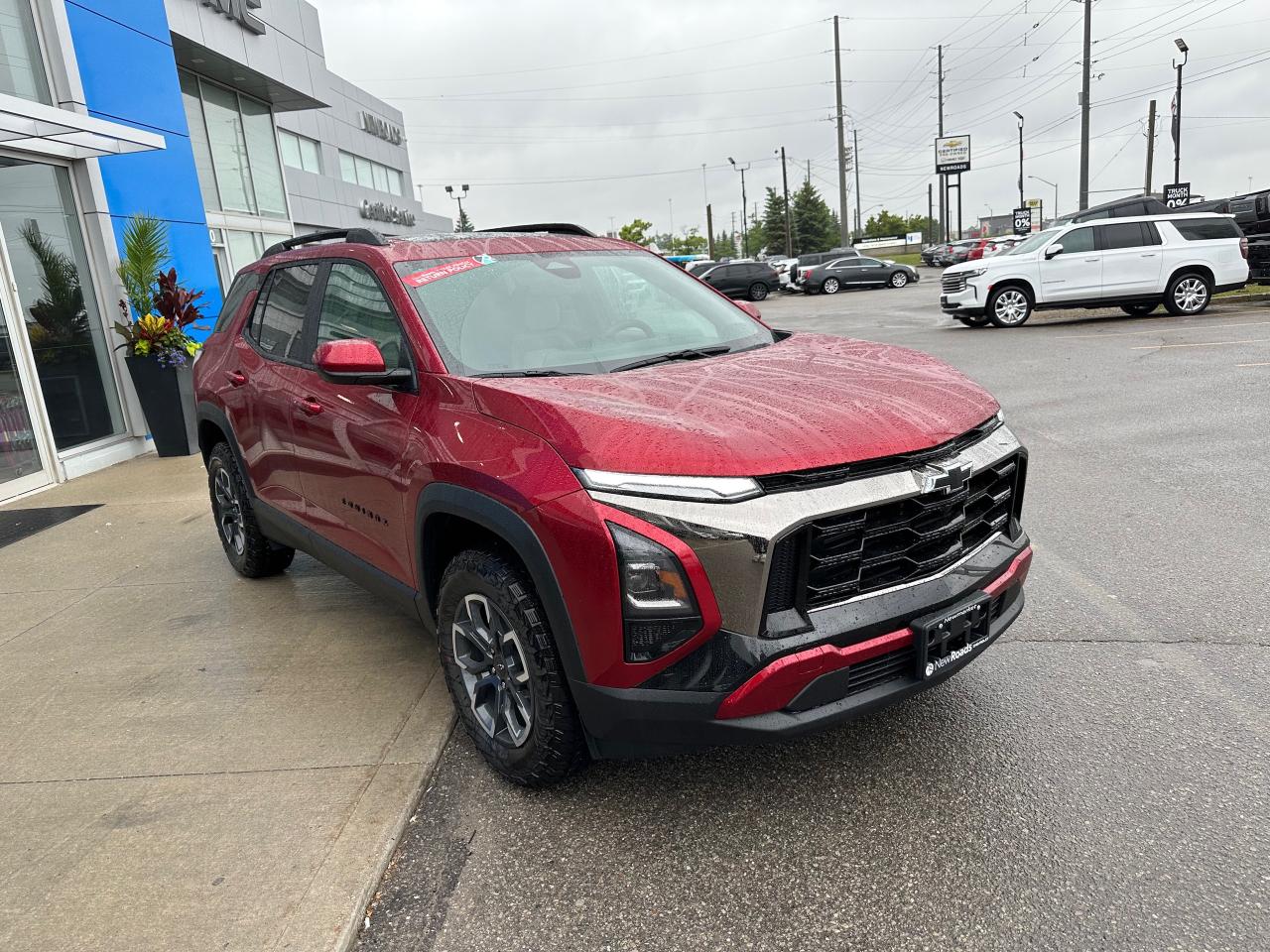 2026 Chevrolet Equinox ACTIV 4dr All-Wheel Drive Photo2