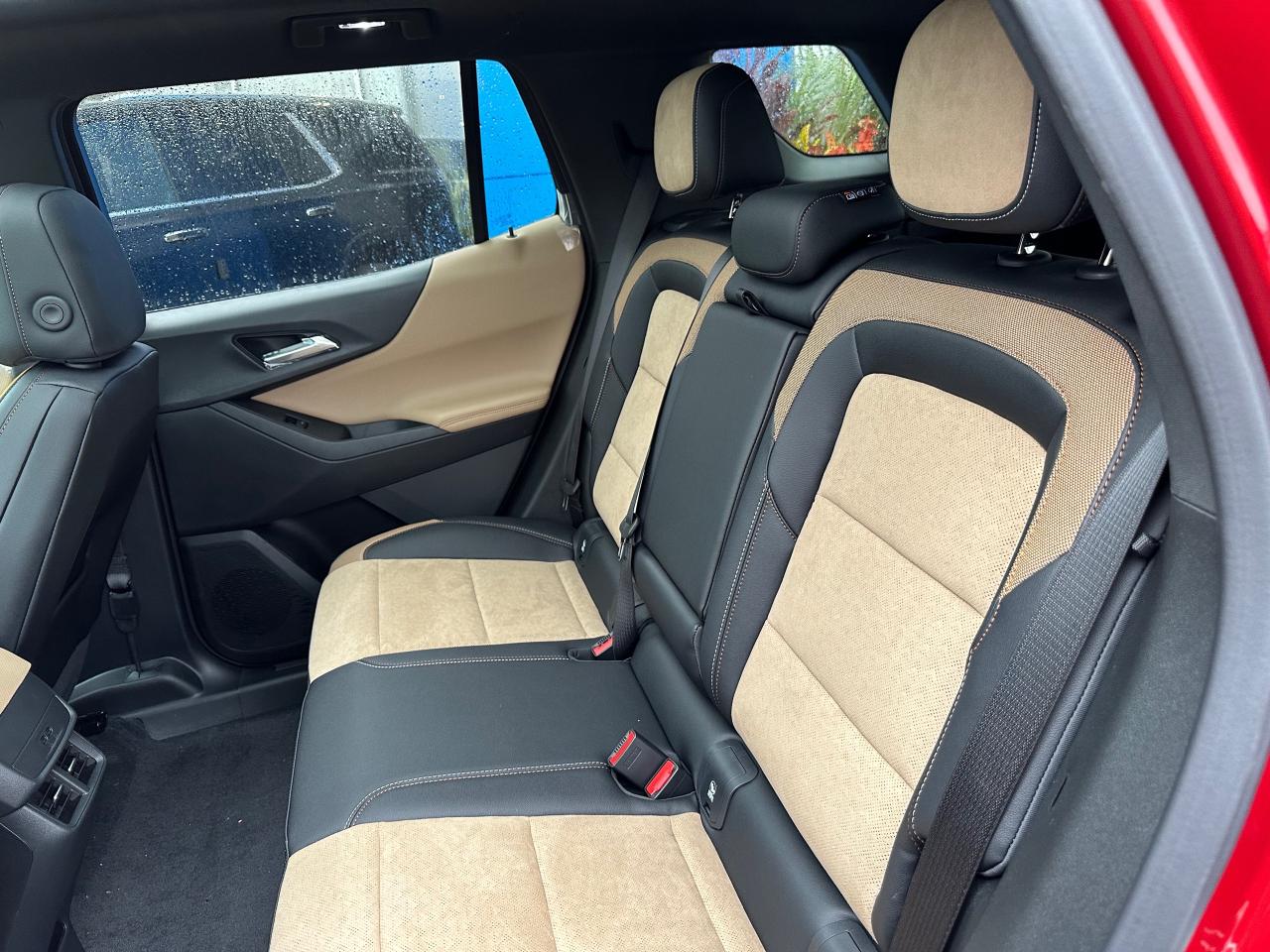 2026 Chevrolet Equinox ACTIV 4dr All-Wheel Drive Photo