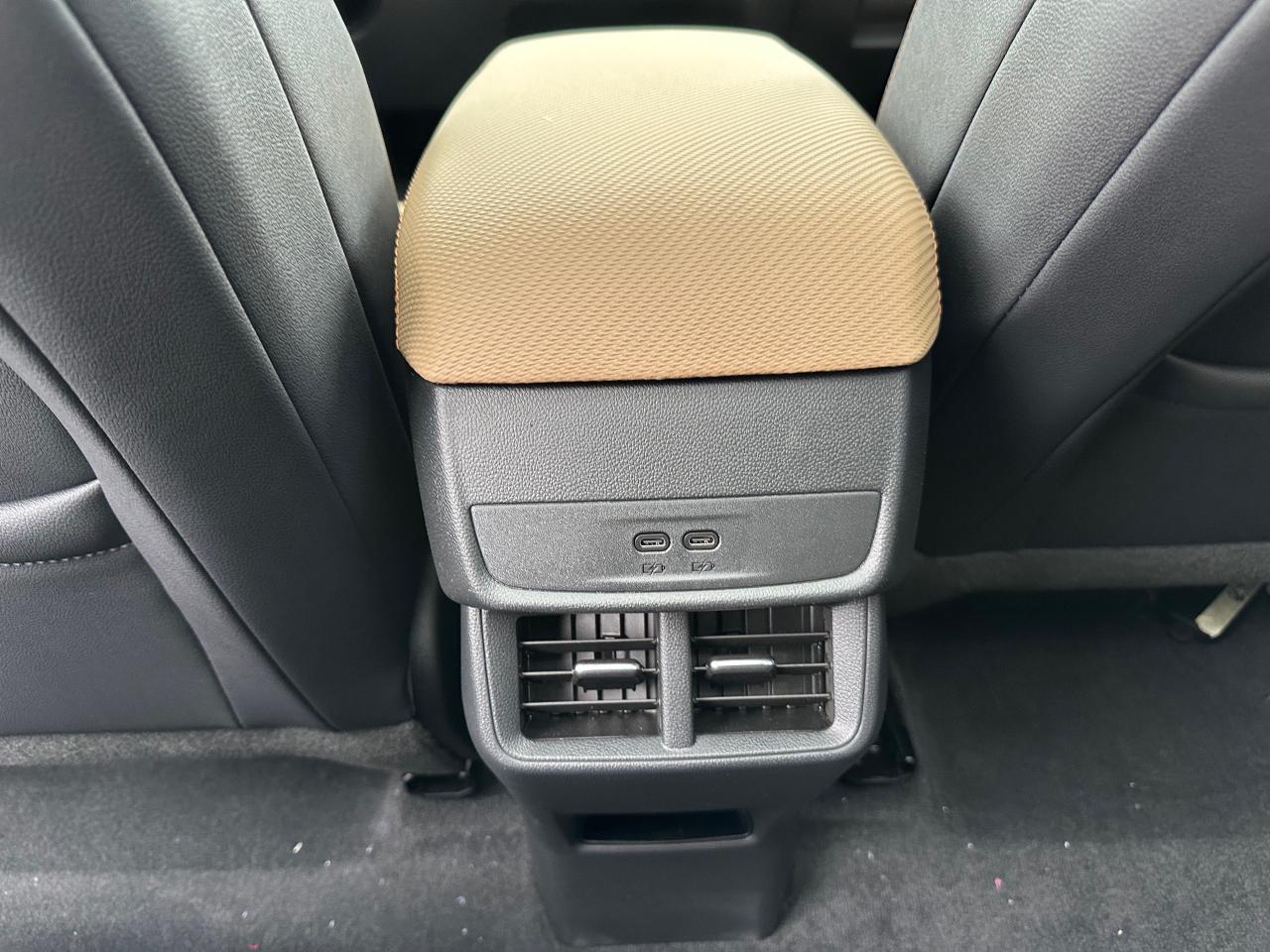 2026 Chevrolet Equinox ACTIV 4dr All-Wheel Drive Photo