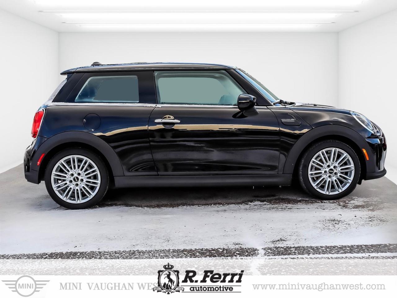 2022 MINI 3 Door Cooper 2dr Hatchback Photo2