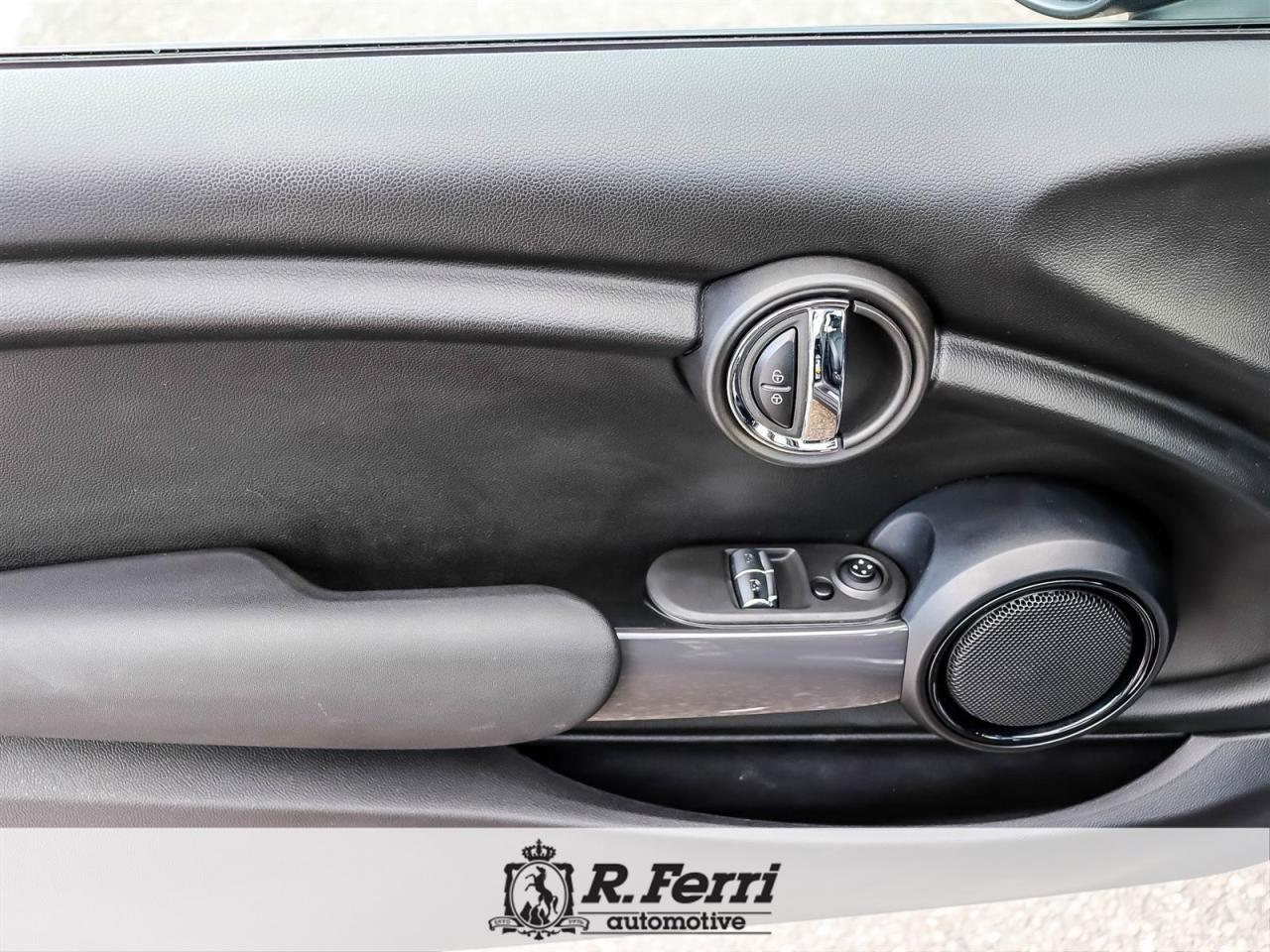 2022 MINI 3 Door Cooper 2dr Hatchback Photo