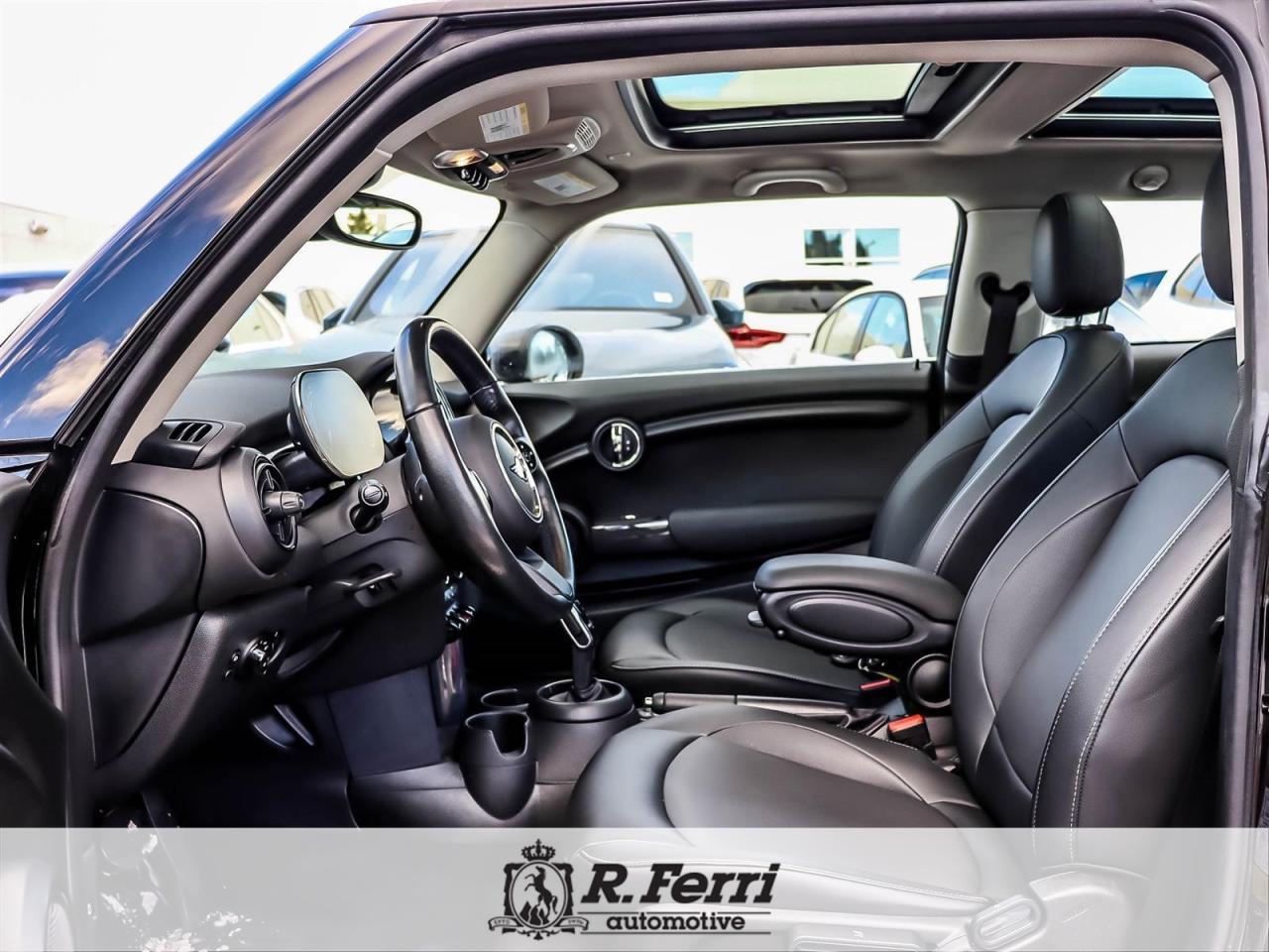 2022 MINI 3 Door Cooper 2dr Hatchback Photo