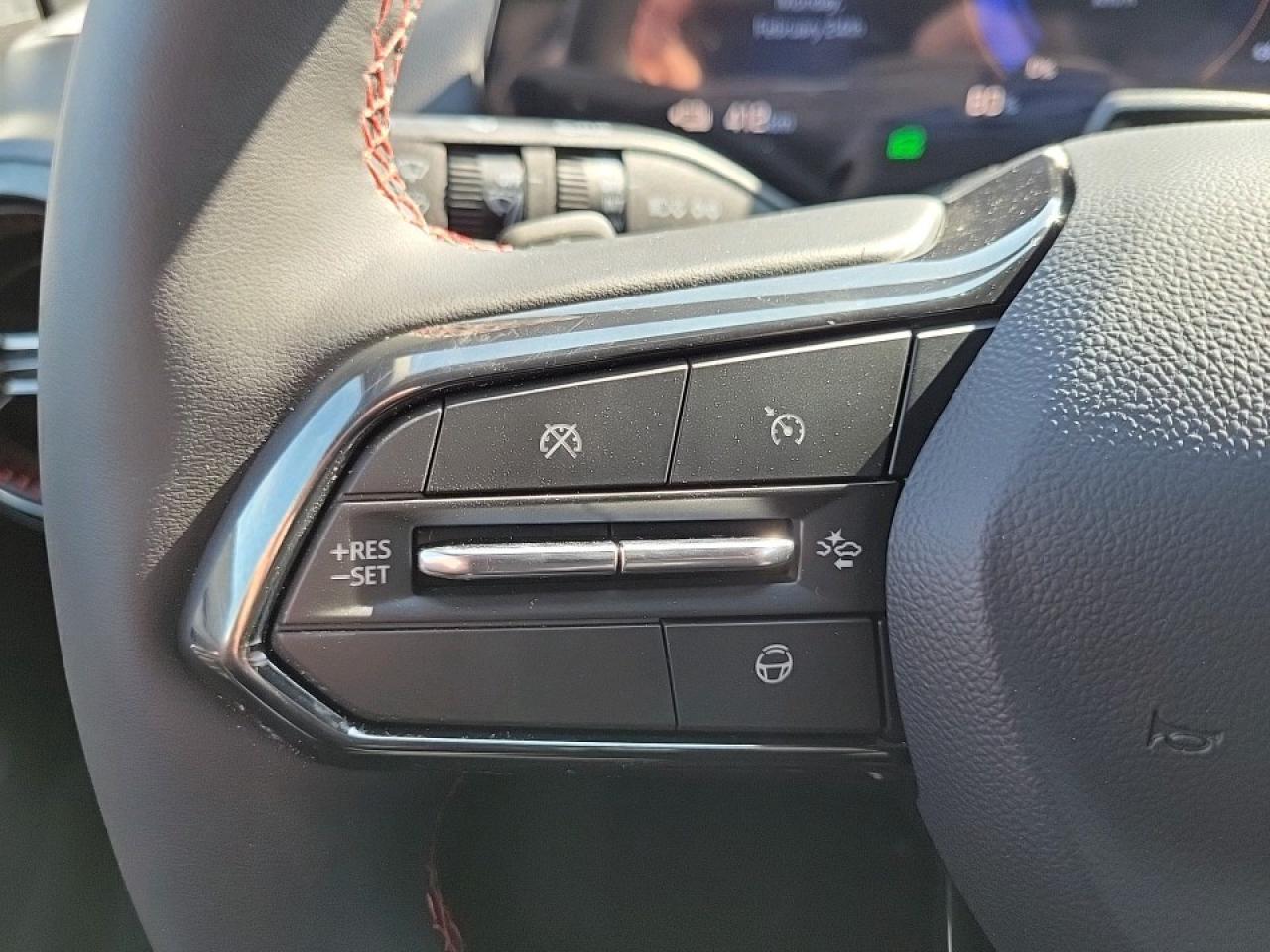 2025 Chevrolet Equinox EV RS 4dr Photo