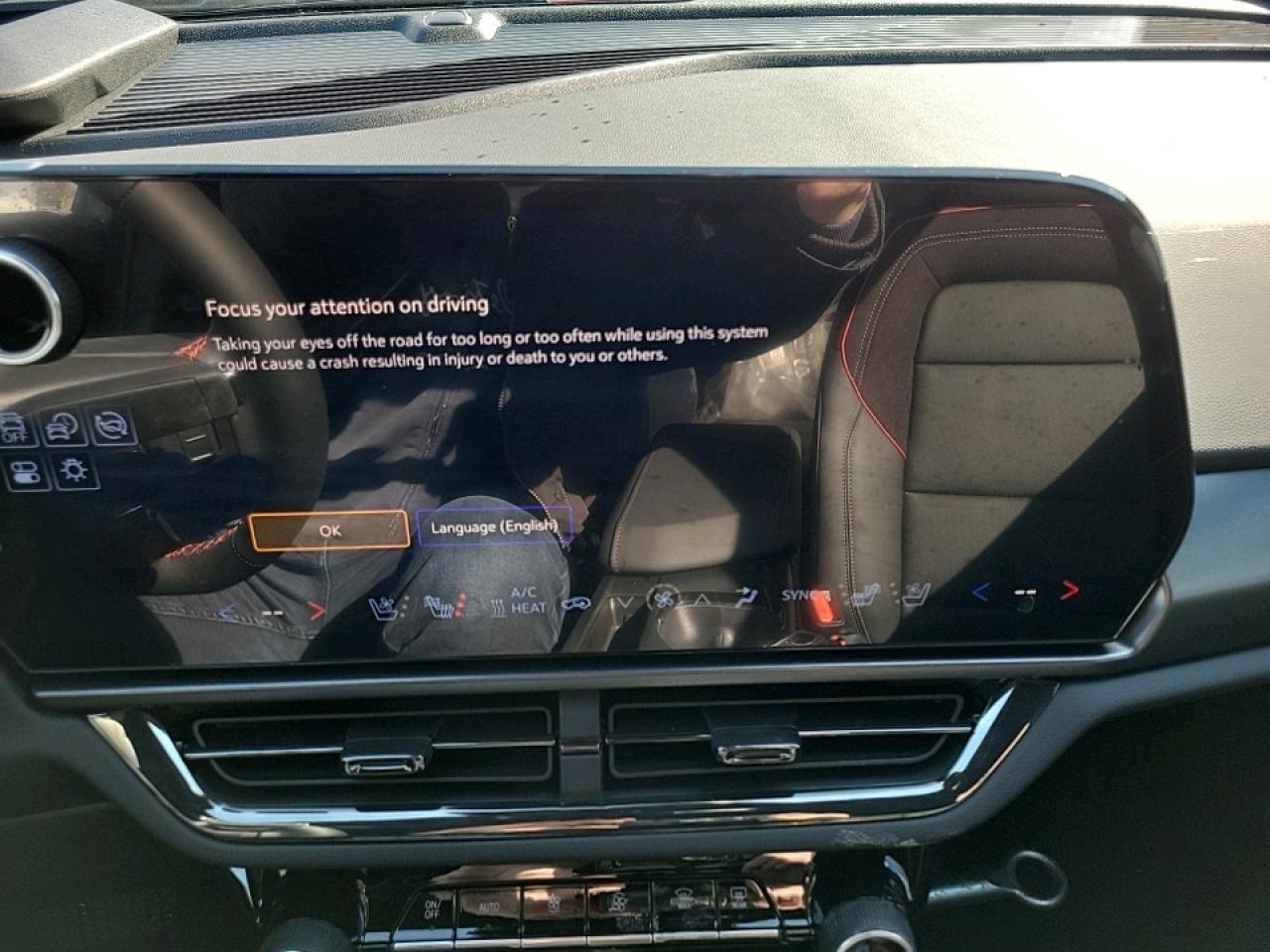 2025 Chevrolet Equinox EV RS 4dr Photo