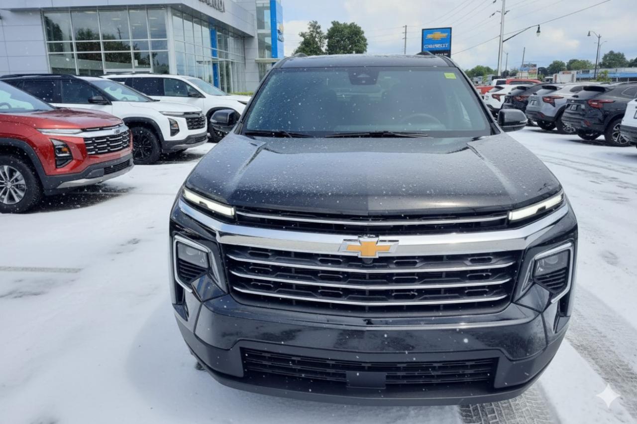 2025 Chevrolet Traverse AWD 4dr LT Photo3