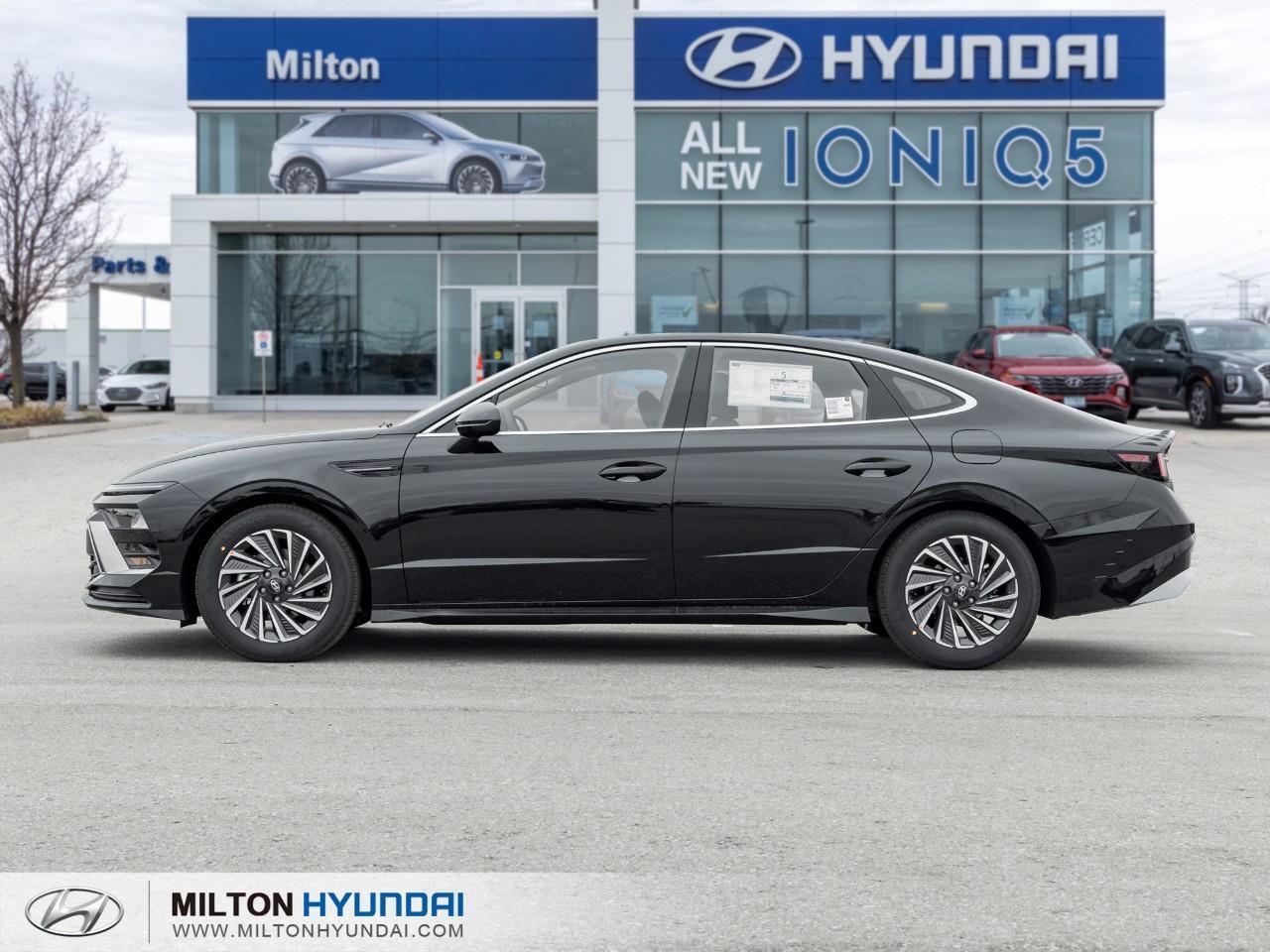 2026 Hyundai Sonata Hybrid Preferred-Trend 4dr Front-Wheel Drive Sedan Photo2