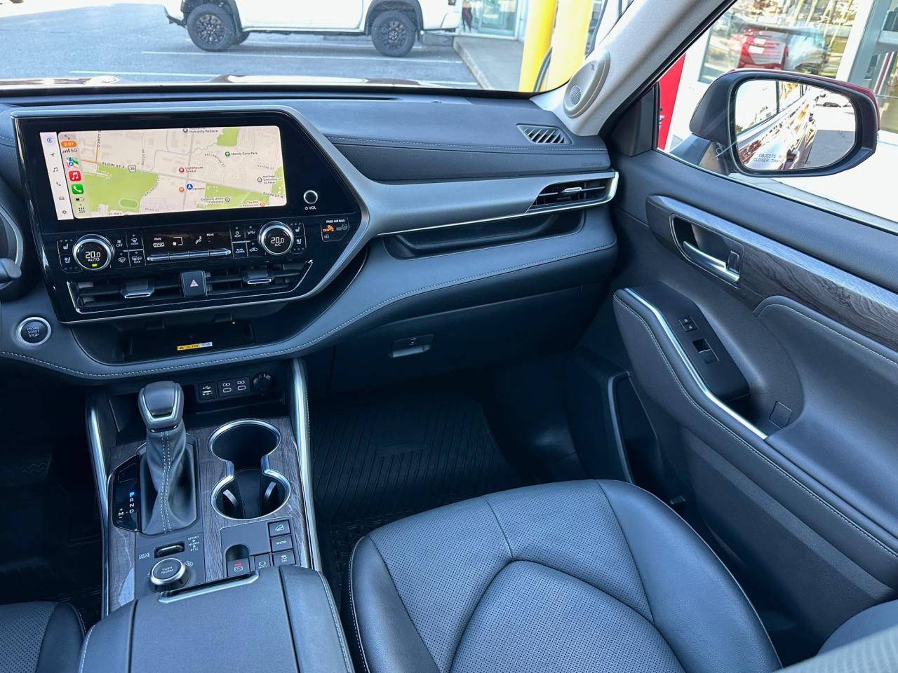 2024 Toyota Highlander Limited 4dr All-Wheel Drive Photo