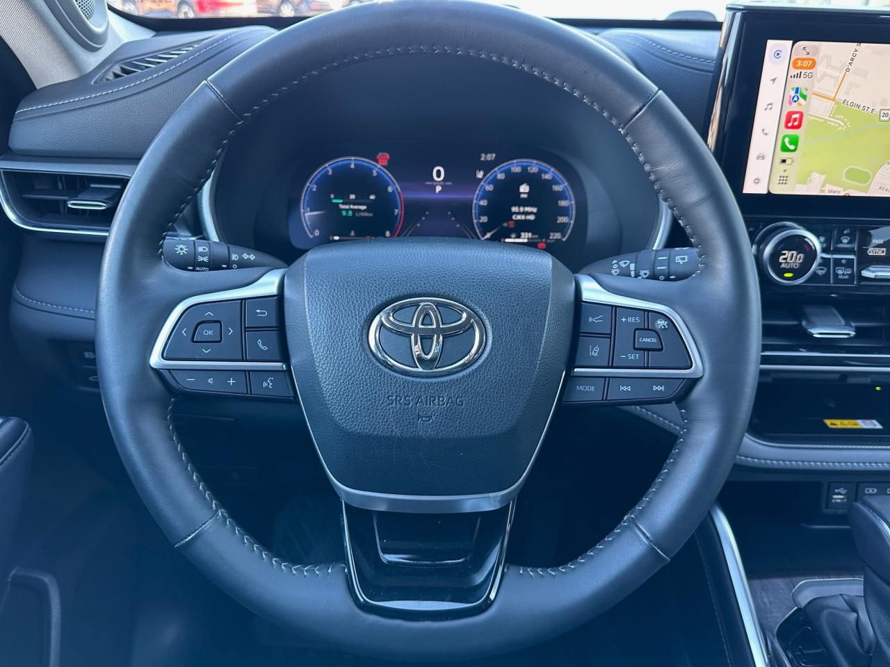 2024 Toyota Highlander Limited 4dr All-Wheel Drive Photo