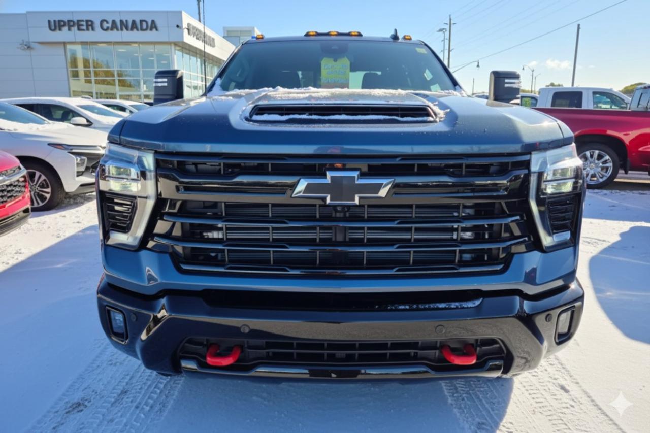 2025 Chevrolet SILVERADO 2500HD 4WD Crew Cab Standard Box LT Photo