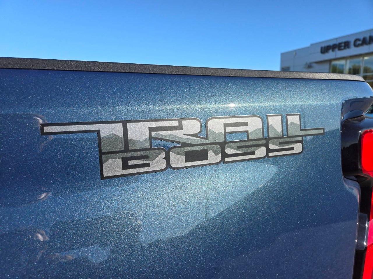 2025 Chevrolet SILVERADO 2500HD 4WD Crew Cab Standard Box LT Photo