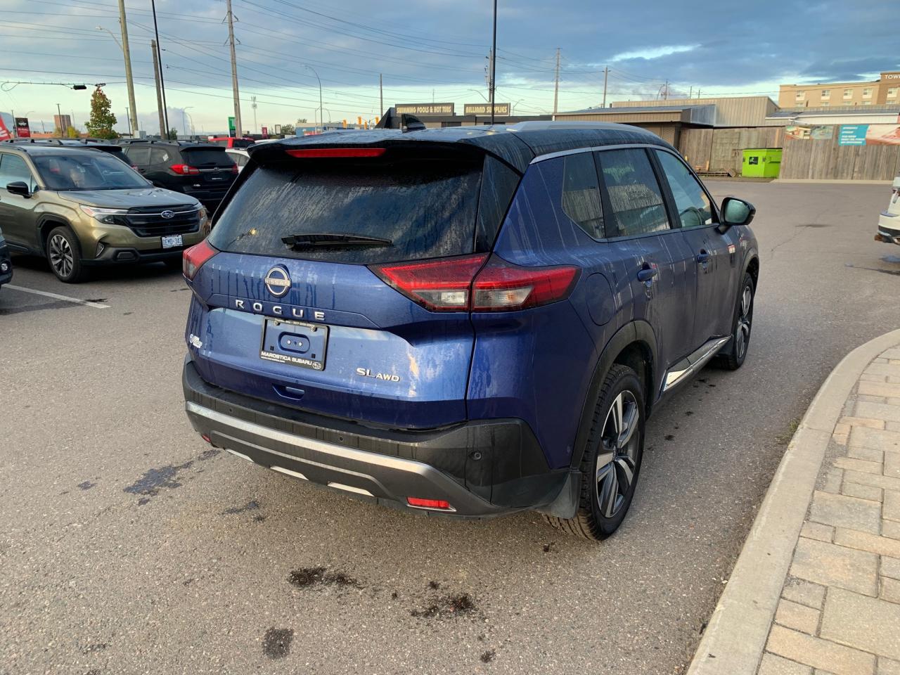 2023 Nissan Rogue SL 4dr All-Wheel Drive Sport Utility Photo4