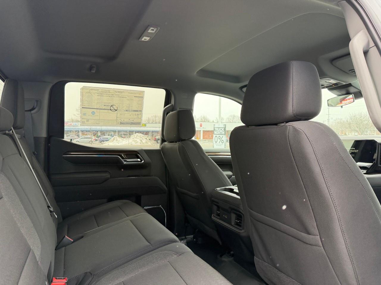 2026 Chevrolet Silverado 1500 Crew Cab Short Box 4-Wheel Drive LT Trail Boss Photo