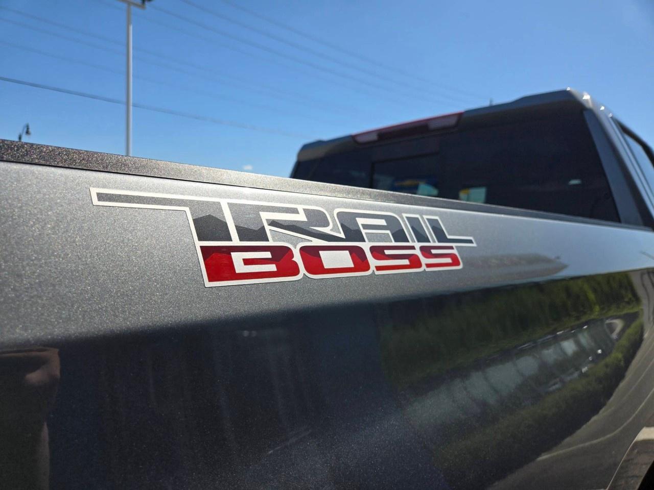 2026 Chevrolet Silverado 1500 Crew Cab Short Box 4-Wheel Drive LT Trail Boss Photo