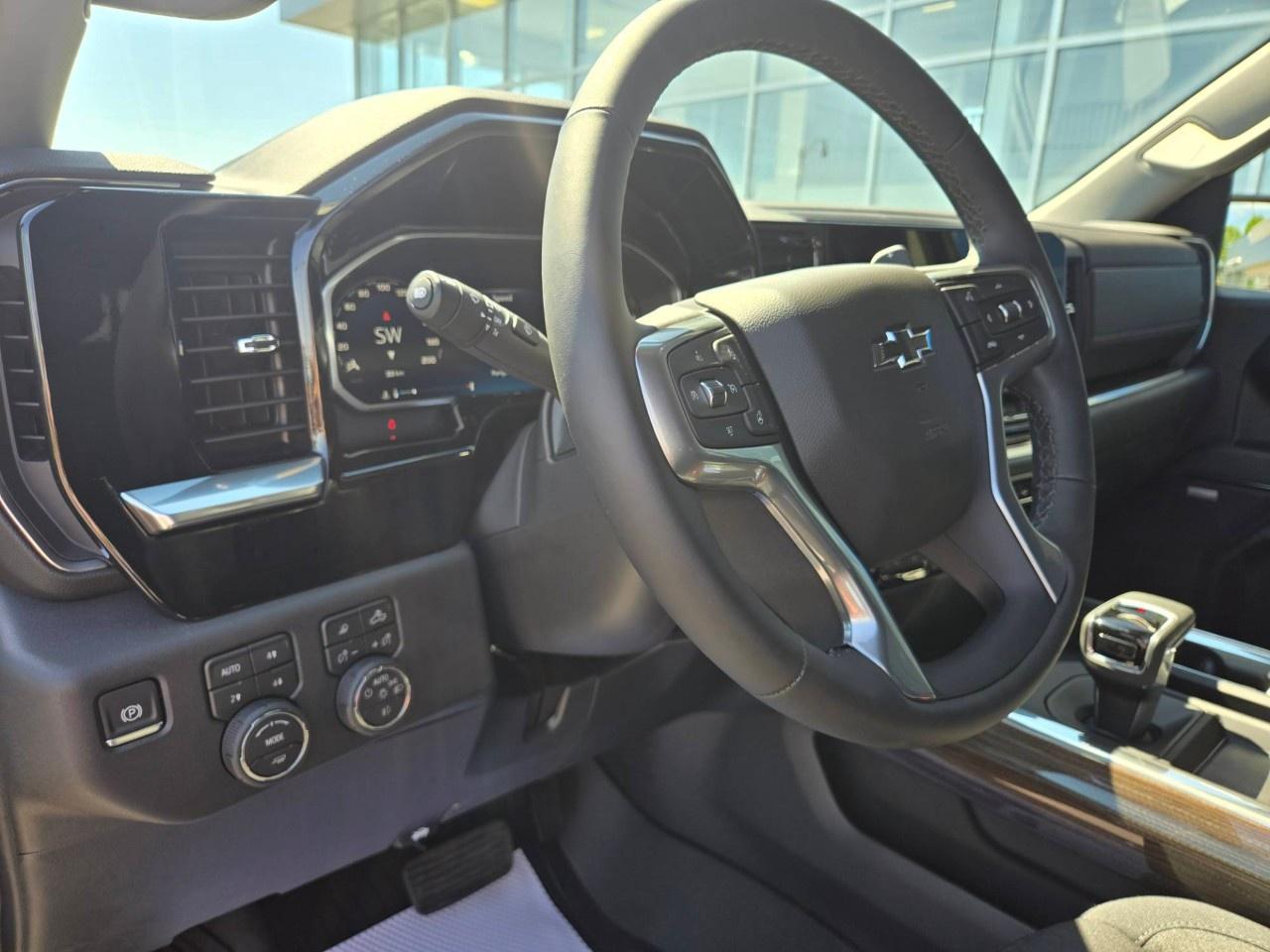 2026 Chevrolet Silverado 1500 Crew Cab Short Box 4-Wheel Drive LT Trail Boss Photo