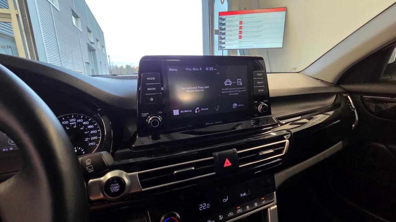 2023 Kia Seltos EX 4dr All-Wheel Drive Photo