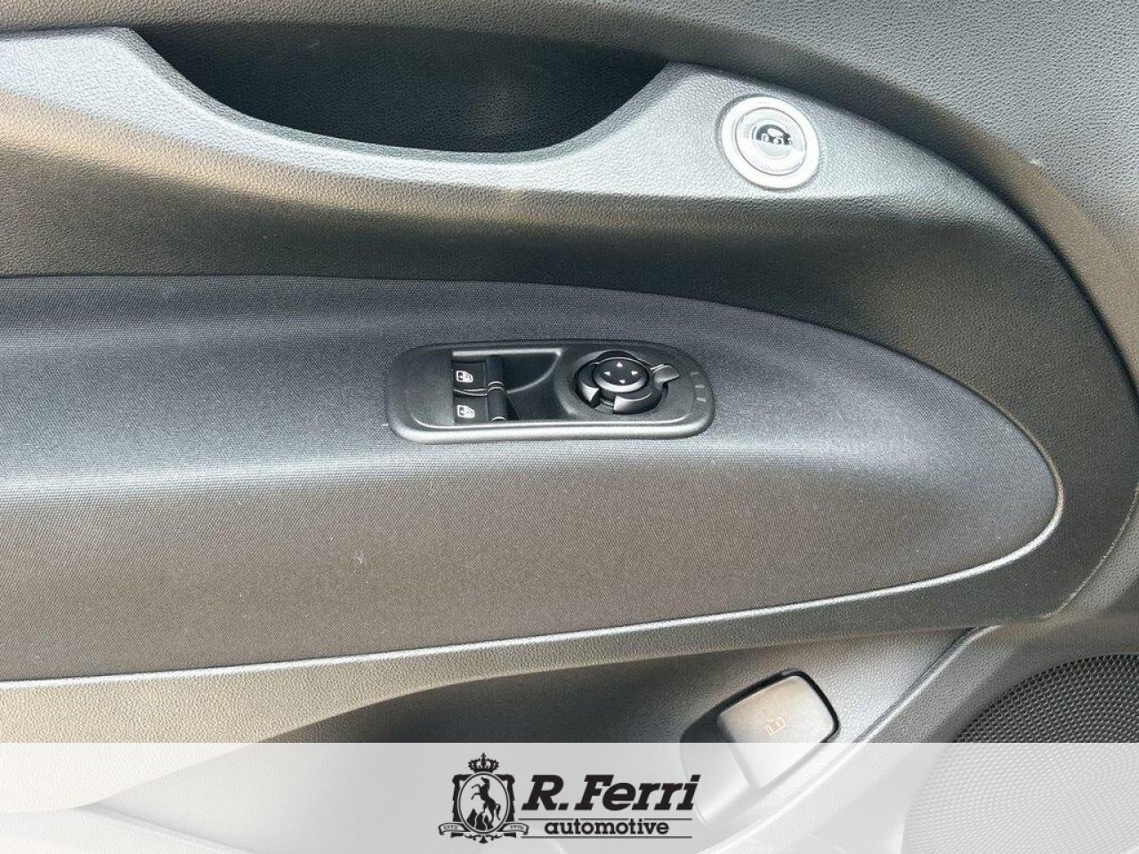 2025 Fiat 500E Base 2dr Hatchback Photo