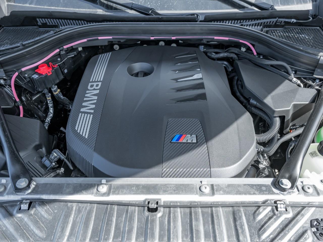 2025 BMW X3 M50 xDrive 4dr All-Wheel Drive Sports Activity Vehicle Photo2