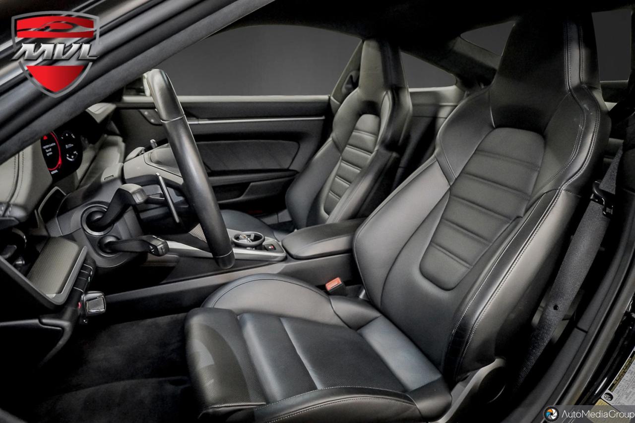 2022 Porsche 911 Turbo S 2dr All-wheel Drive Coupe Photo