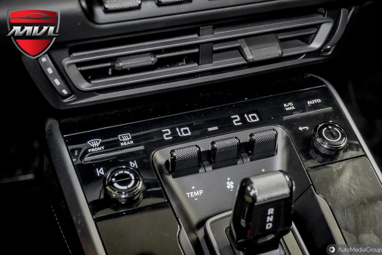 2022 Porsche 911 Turbo S 2dr All-wheel Drive Coupe Photo