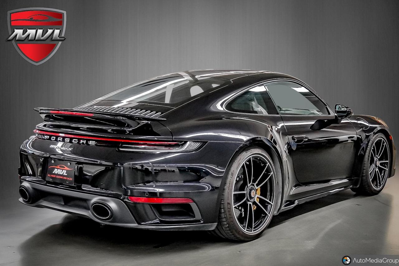 2022 Porsche 911 Turbo S 2dr All-wheel Drive Coupe Photo3