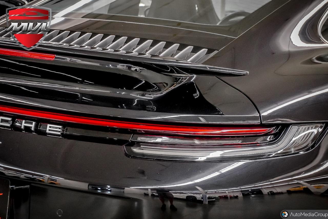 2022 Porsche 911 Turbo S 2dr All-wheel Drive Coupe Photo4