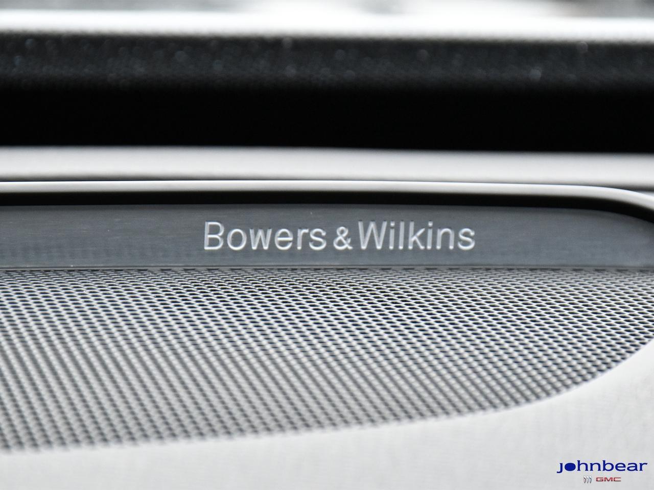 2018 Volvo XC90 R-DESIGN Photo