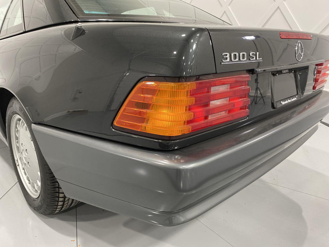 1990 Mercedes-Benz 300SL  Photo