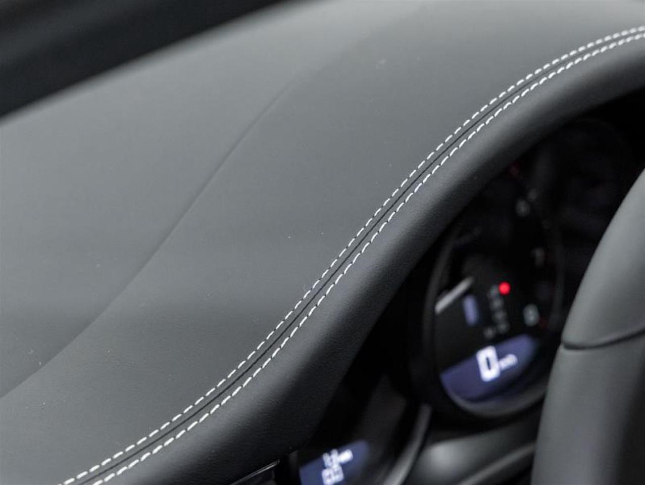 2025 Porsche Macan  Photo