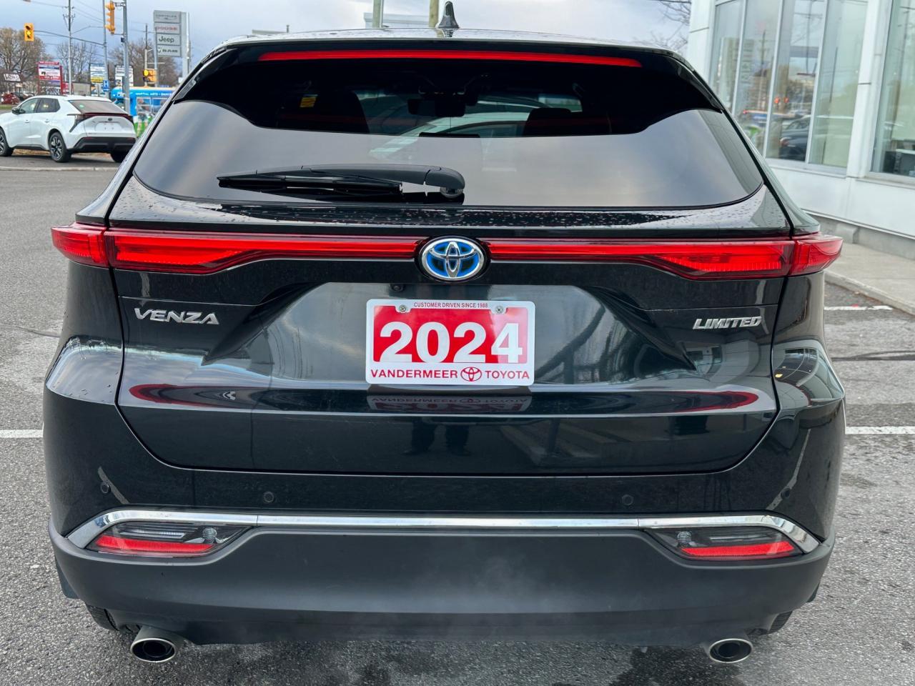 2024 Toyota Venza Limited 4dr All-Wheel Drive Photo