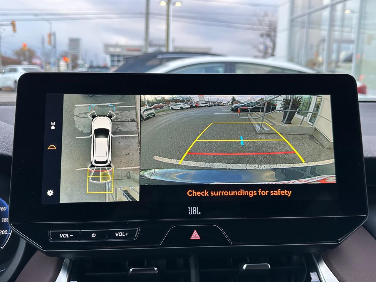 2024 Toyota Venza Limited 4dr All-Wheel Drive Photo