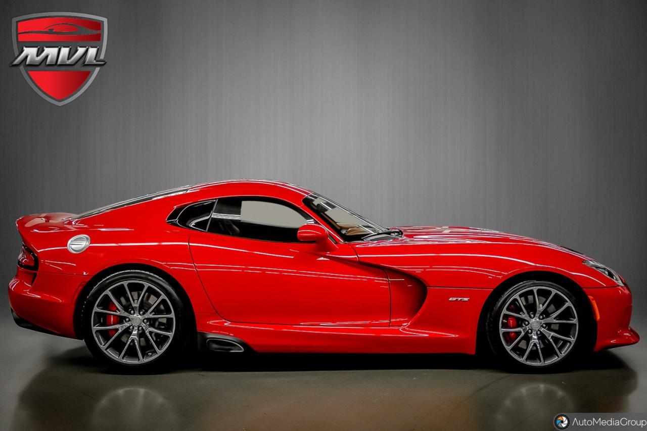 2013 Dodge SRT Viper GTS 2dr Coupe Photo3