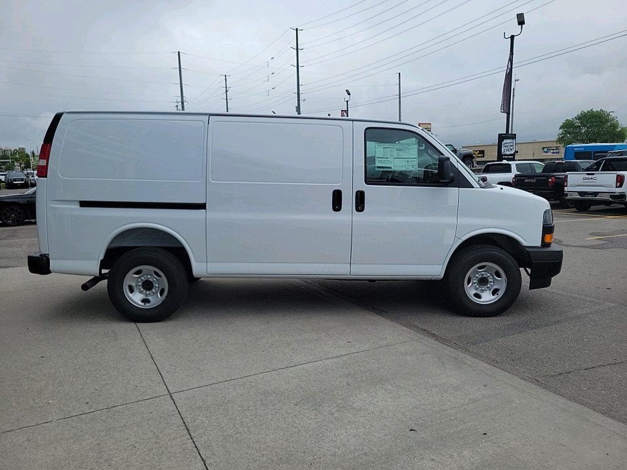 2025 Chevrolet Express 2500 Work Van Rear-Wheel Drive Cargo Van Photo