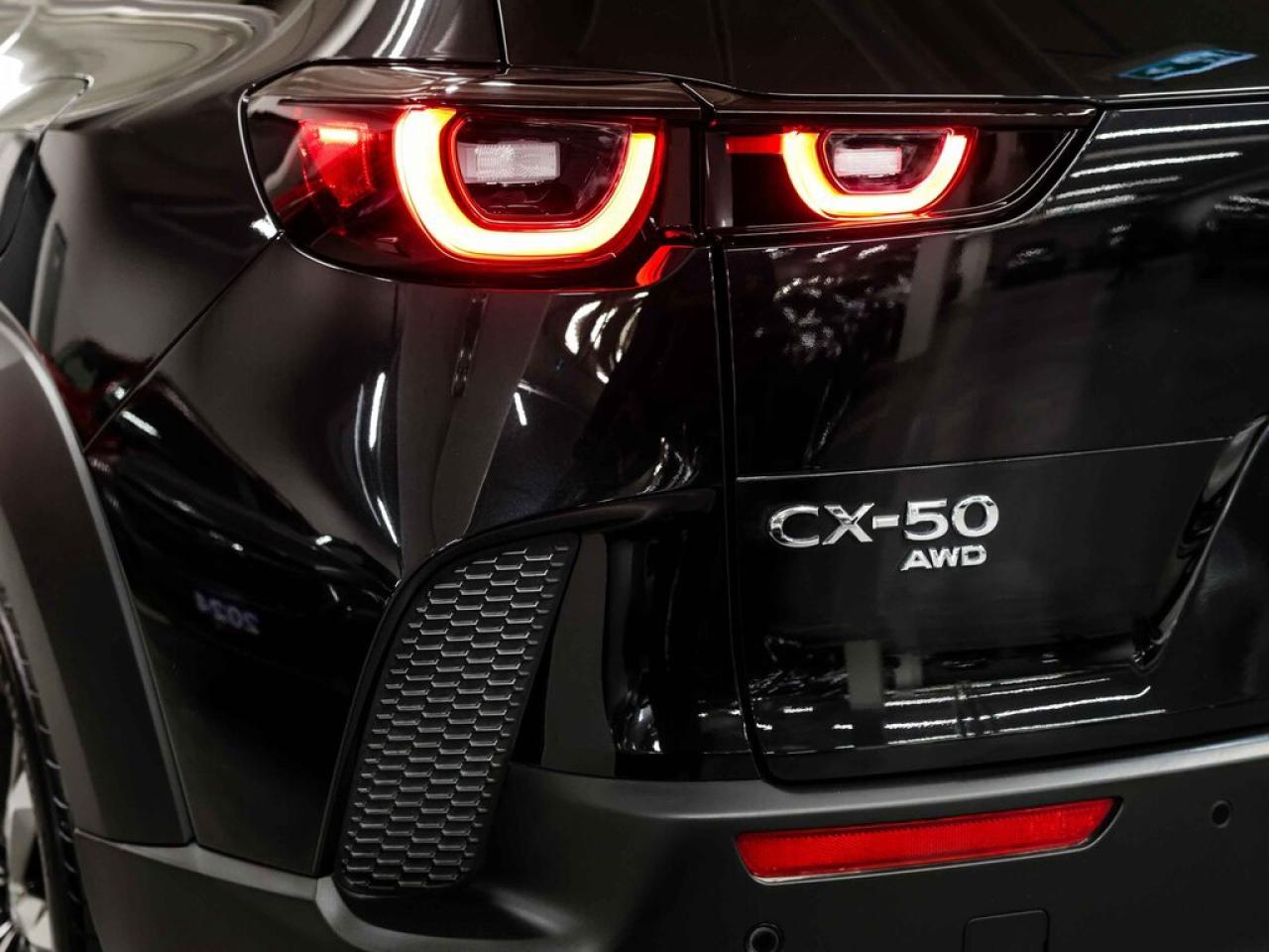 2024 Mazda CX-50  Photo