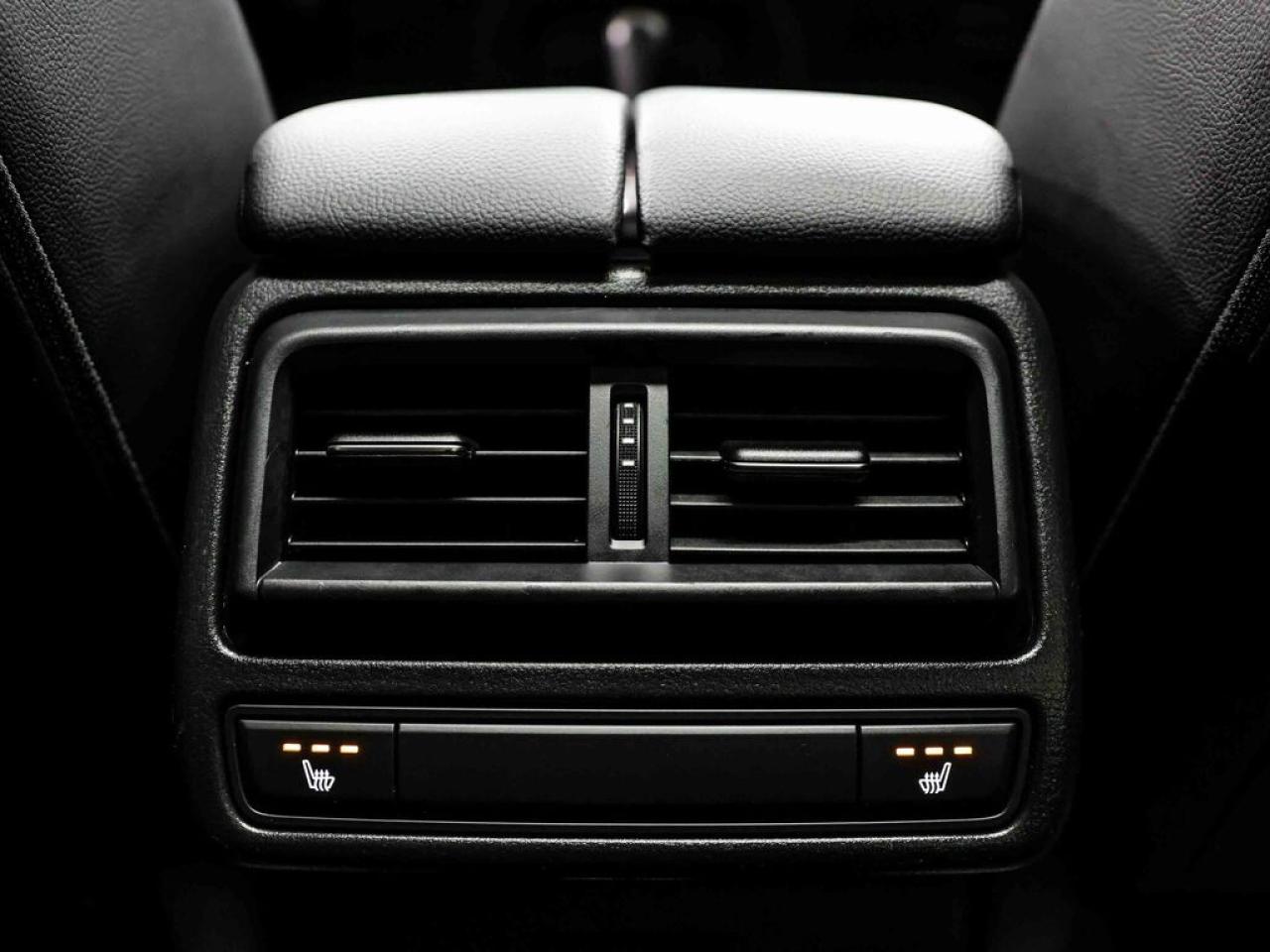 2024 Mazda CX-50  Photo